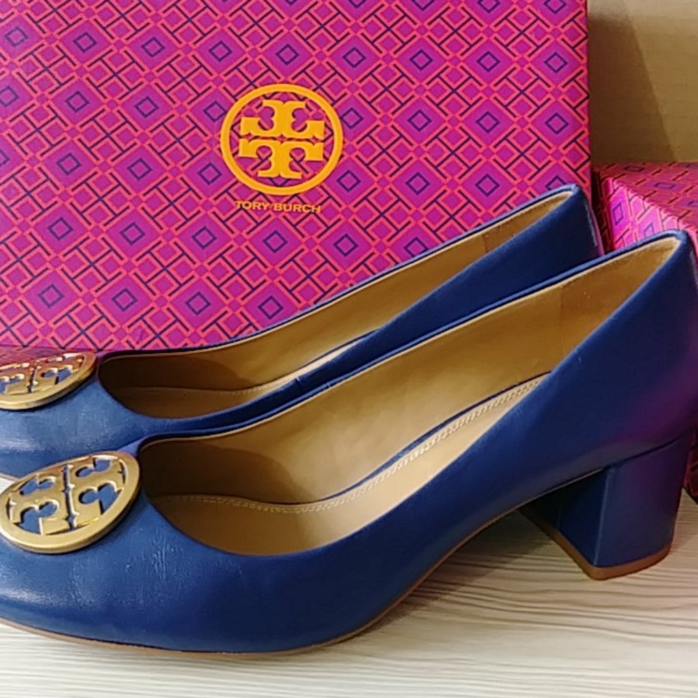 Tory Burch Size 10 Blue Block Heels - Picture 9 of 10